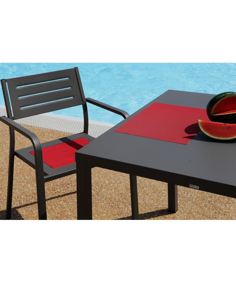 Tavolo da esterno Made in Italy, con le sedie Dorio