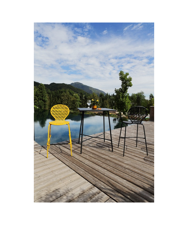 Sgabello da giardino in acciaio pre zincato