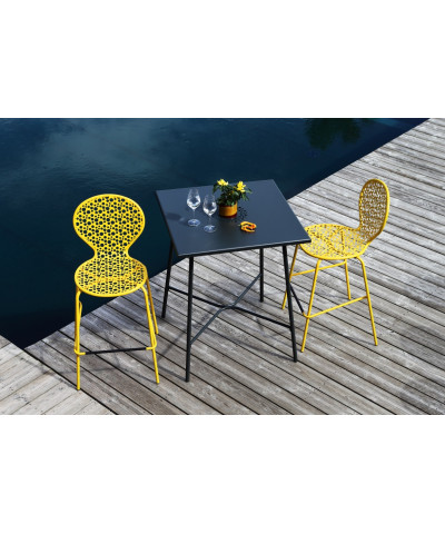 Sgabello in metallo made in Italy, altezza seduta 75 cm, giallo su richiesta